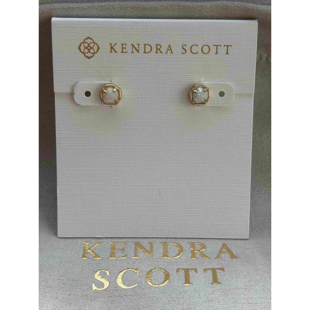 Kendra Scott white earrings